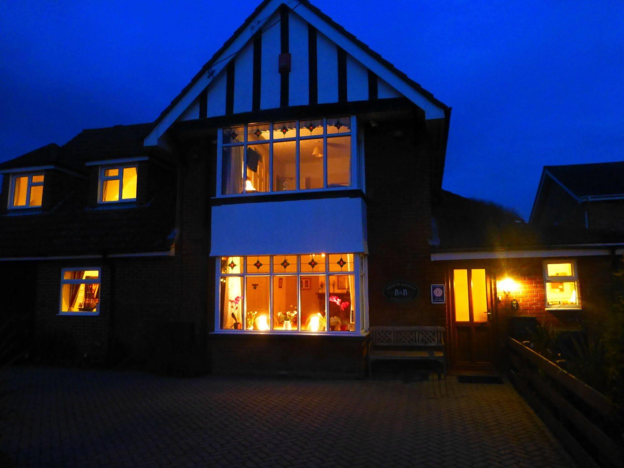 Beech Lodge Guest House New Milton Eksteriør bilde