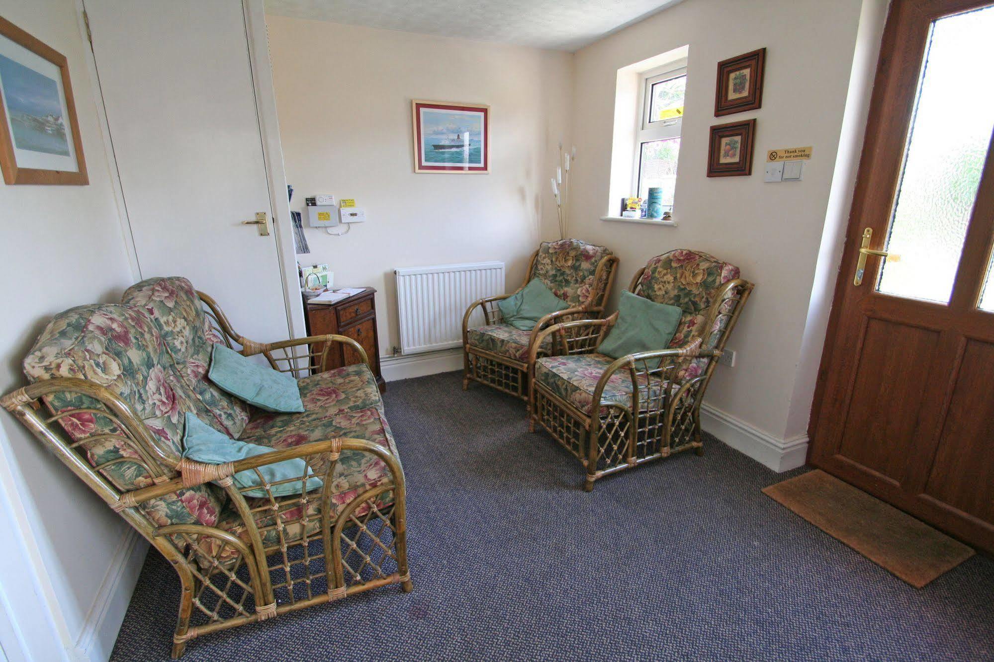 Beech Lodge Guest House New Milton Eksteriør bilde