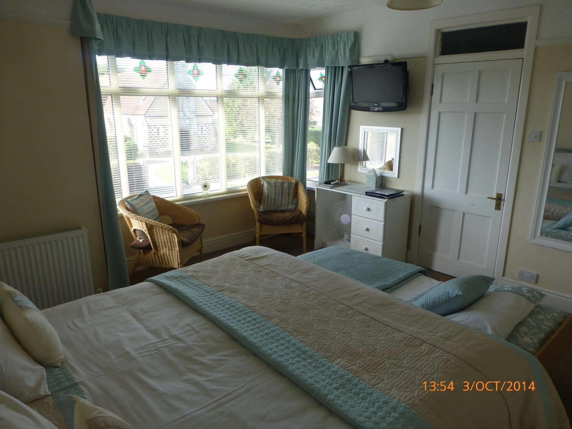 Beech Lodge Guest House New Milton Eksteriør bilde
